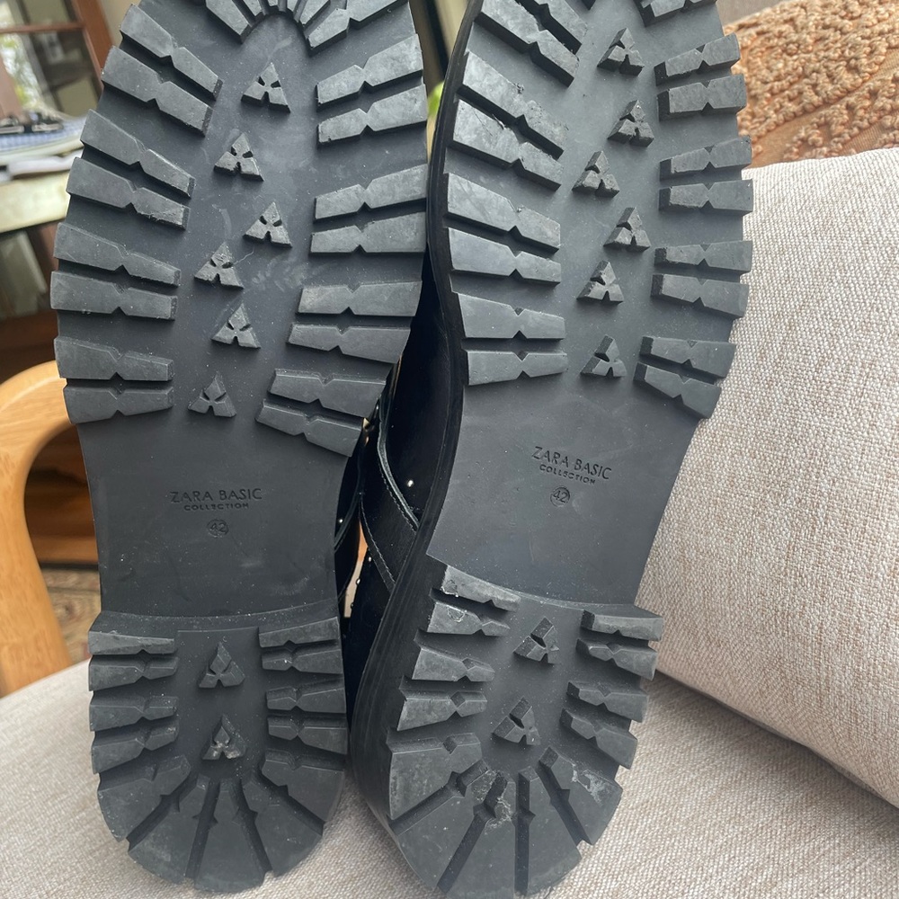 Zara Basic Collection Flat Black Leather Ankle Bo… - image 6